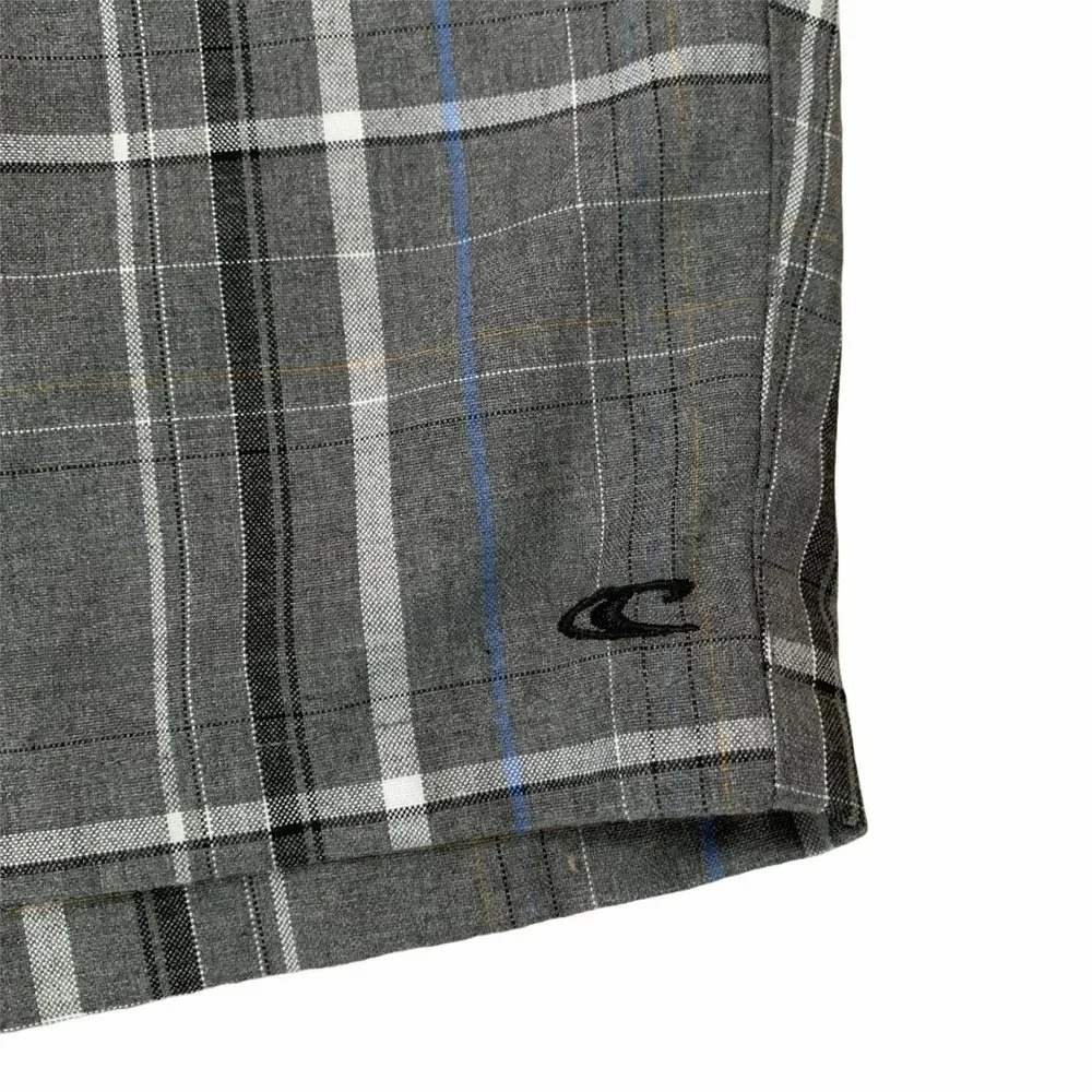 O'Neill Triumph Plaid Long Shorts NWOT Size 30
